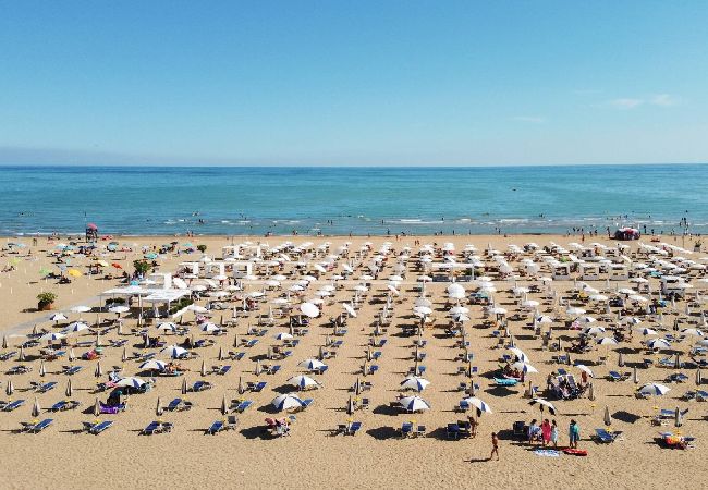 Appartamento a Bibione - Apt. su 1 piano con balcone e 1 camera da letto Appartamento a Bibione - Apt. su 1 piano con balcone e 1 camera da letto