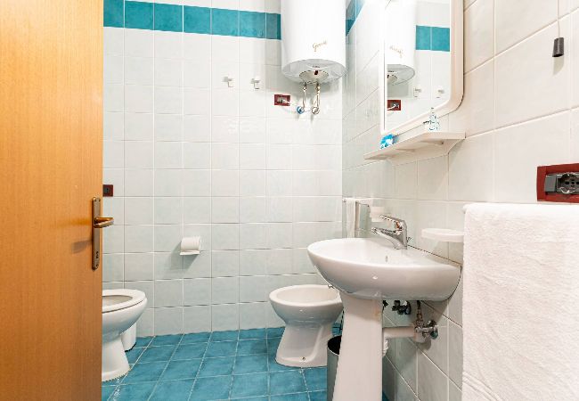 Appartamento a Bibione - Apt. al piano terra + giardino e 1 camera da letto Appartamento a Bibione - Apt. al piano terra + giardino e 1 camera da letto