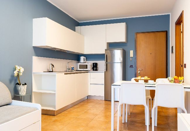 Appartamento a Bibione - Apt. al piano terra + giardino e 1 camera da letto Appartamento a Bibione - Apt. al piano terra + giardino e 1 camera da letto