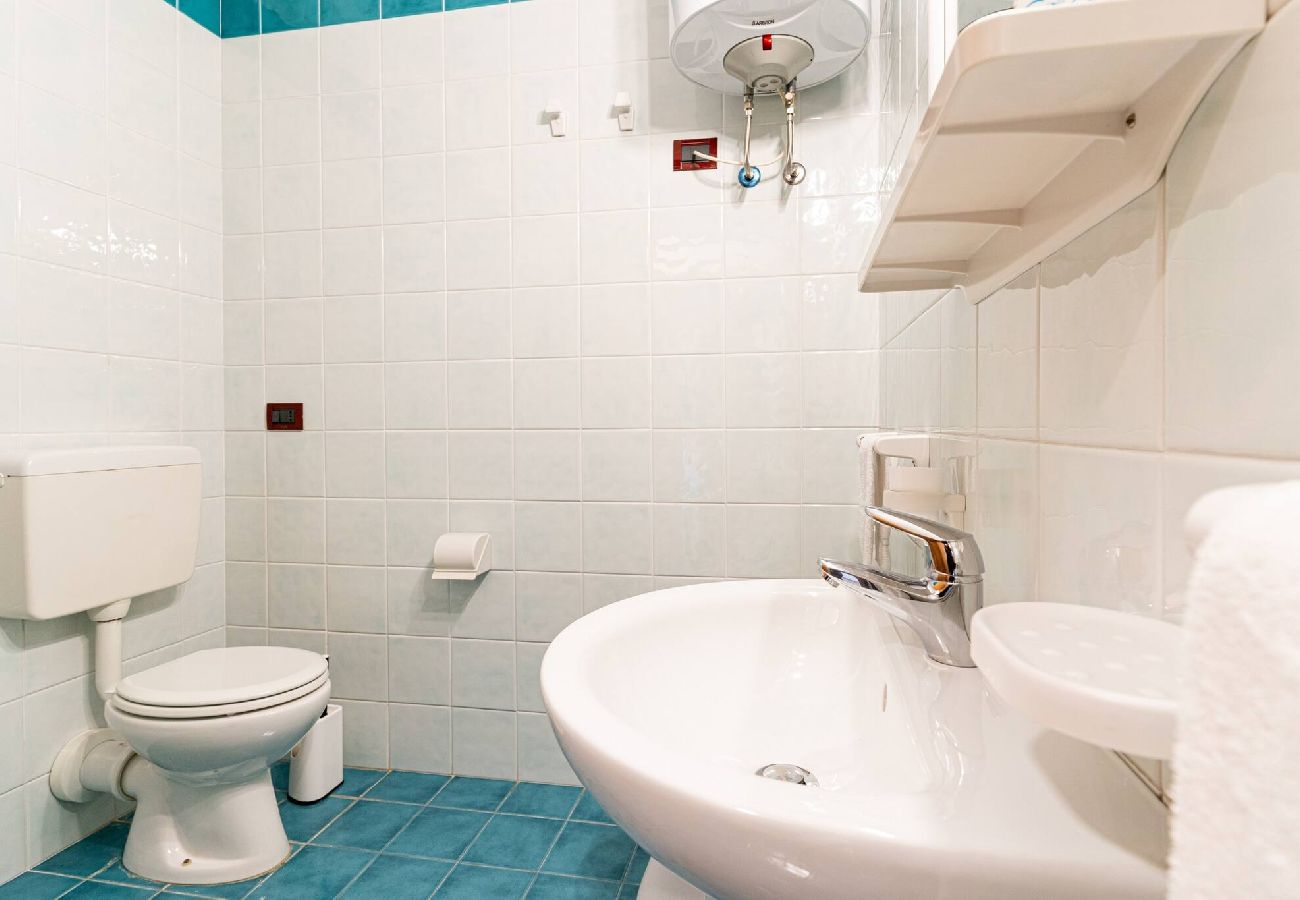 Appartamento a Bibione - Apt. al piano terra + giardino e 1 camera da letto Appartamento a Bibione - Apt. al piano terra + giardino e 1 camera da letto