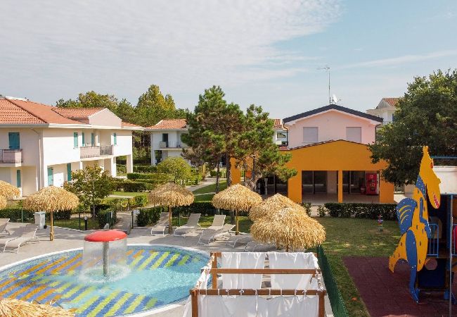 Appartamento a Bibione - Villetta su 2 piani + giardino e 1 camera da letto Appartamento a Bibione - Villetta su 2 piani + giardino e 1 camera da letto