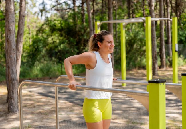 Appartamento a Bibione - Villetta su 2 piani + giardino e 1 camera da letto Appartamento a Bibione - Villetta su 2 piani + giardino e 1 camera da letto