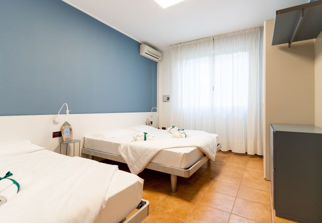 Appartamento a Bibione - Apt. su 1 piano+ampio terrazzo e 1 camera da letto Appartamento a Bibione - Apt. su 1 piano+ampio terrazzo e 1 camera da letto