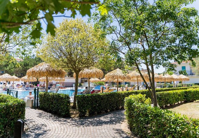 Ferienwohnung in Bibione - Wohnung auf 1 Etg mit Balkon und 2 Schlafzimmer Ferienwohnung in Bibione - Wohnung auf 1 Etg mit Balkon und 2 Schlafzimmer