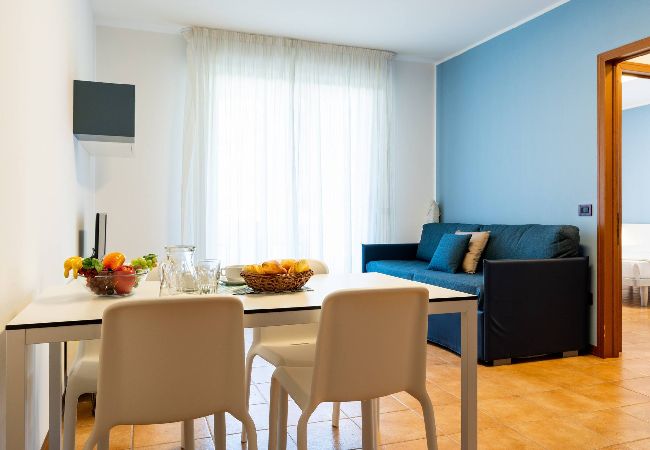 Ferienwohnung in Bibione - Wohnung auf 1 Etg mit Balkon und 2 Schlafzimmer Ferienwohnung in Bibione - Wohnung auf 1 Etg mit Balkon und 2 Schlafzimmer